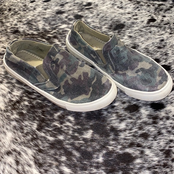 Corkys Camo Platform Sneaker